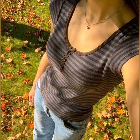 Brandy Melville Stripped Top - Picture 1 of 5